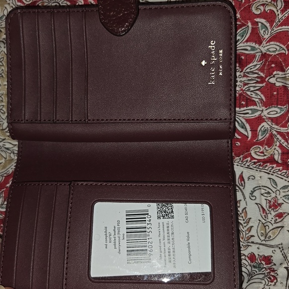 Kate Spade - Picture 3 of 5